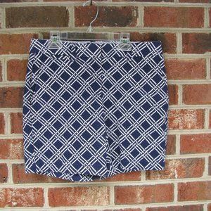 Lands End Womens Navy Blue white Lattice Shorts 4 has pockets cotton